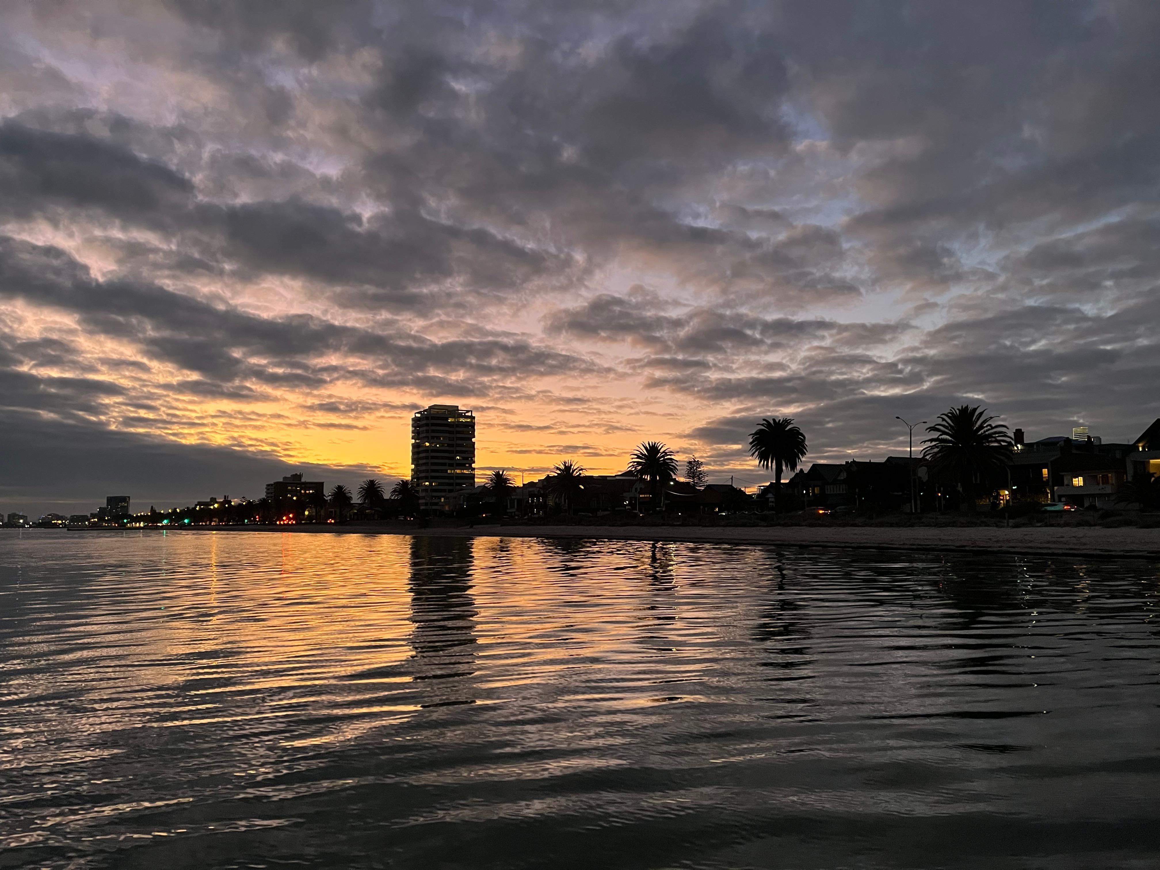 Nearby beach front (about 4 blocks)