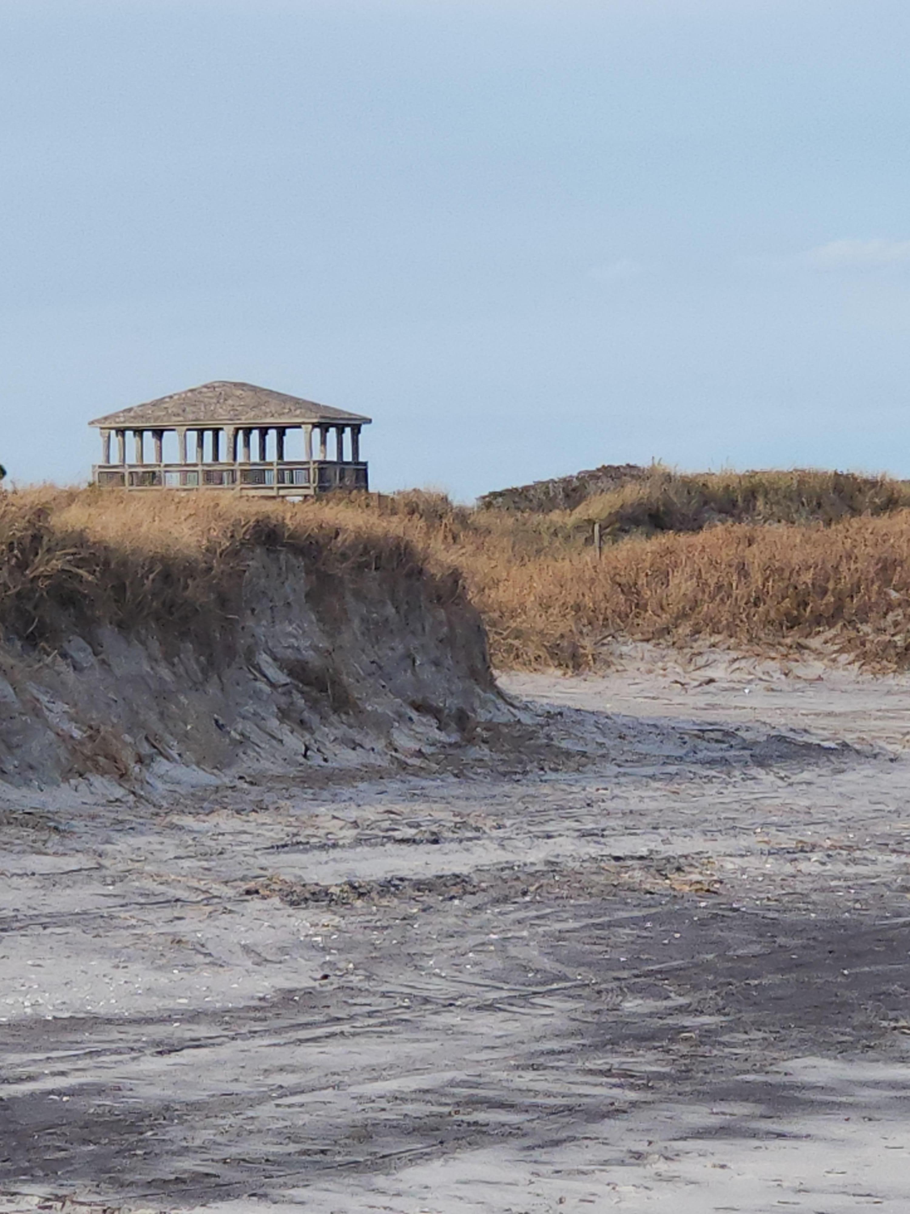 4x4 beach access with wildlife lookout tower right around the corner.