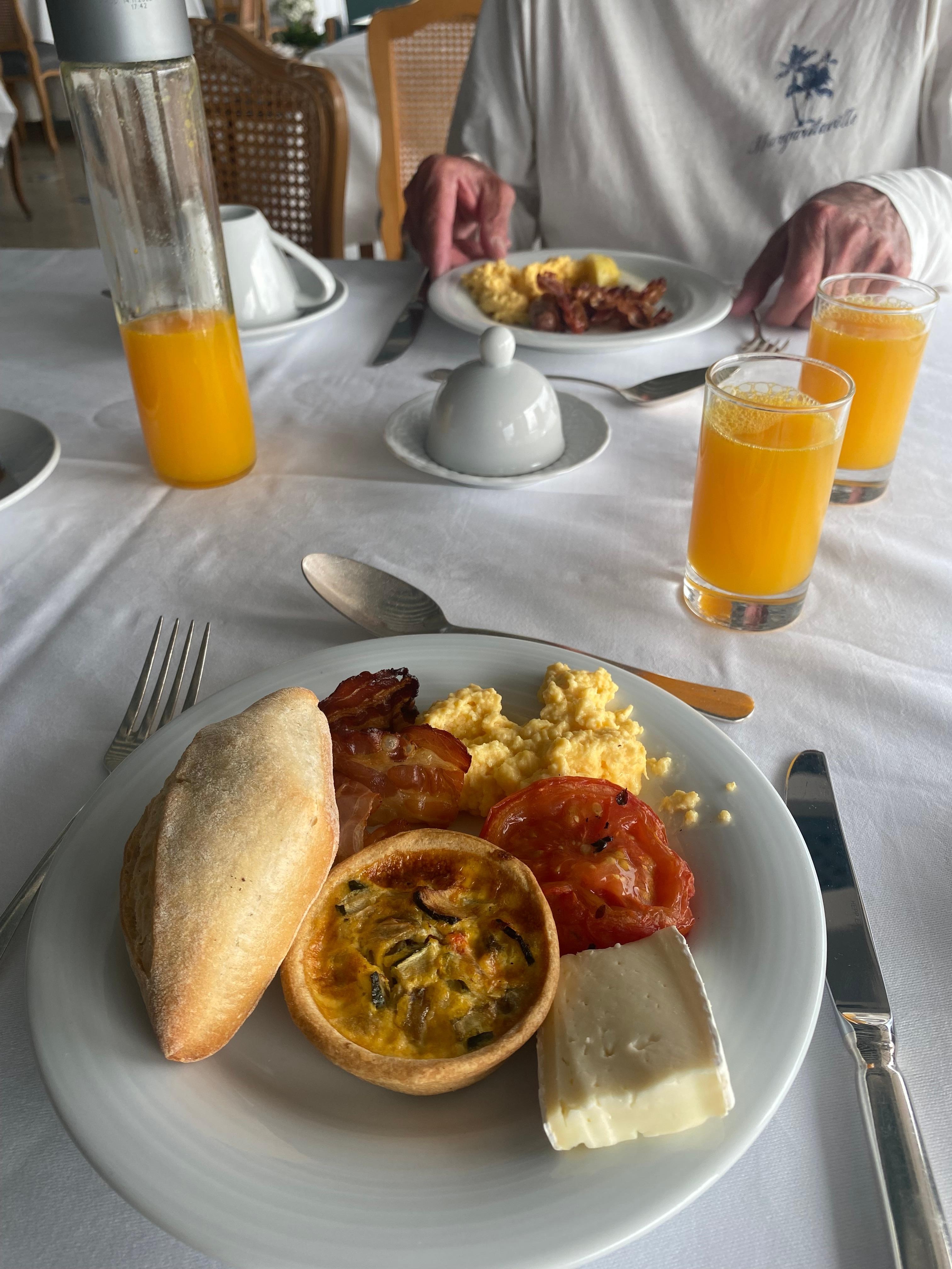 Buffet breakfast