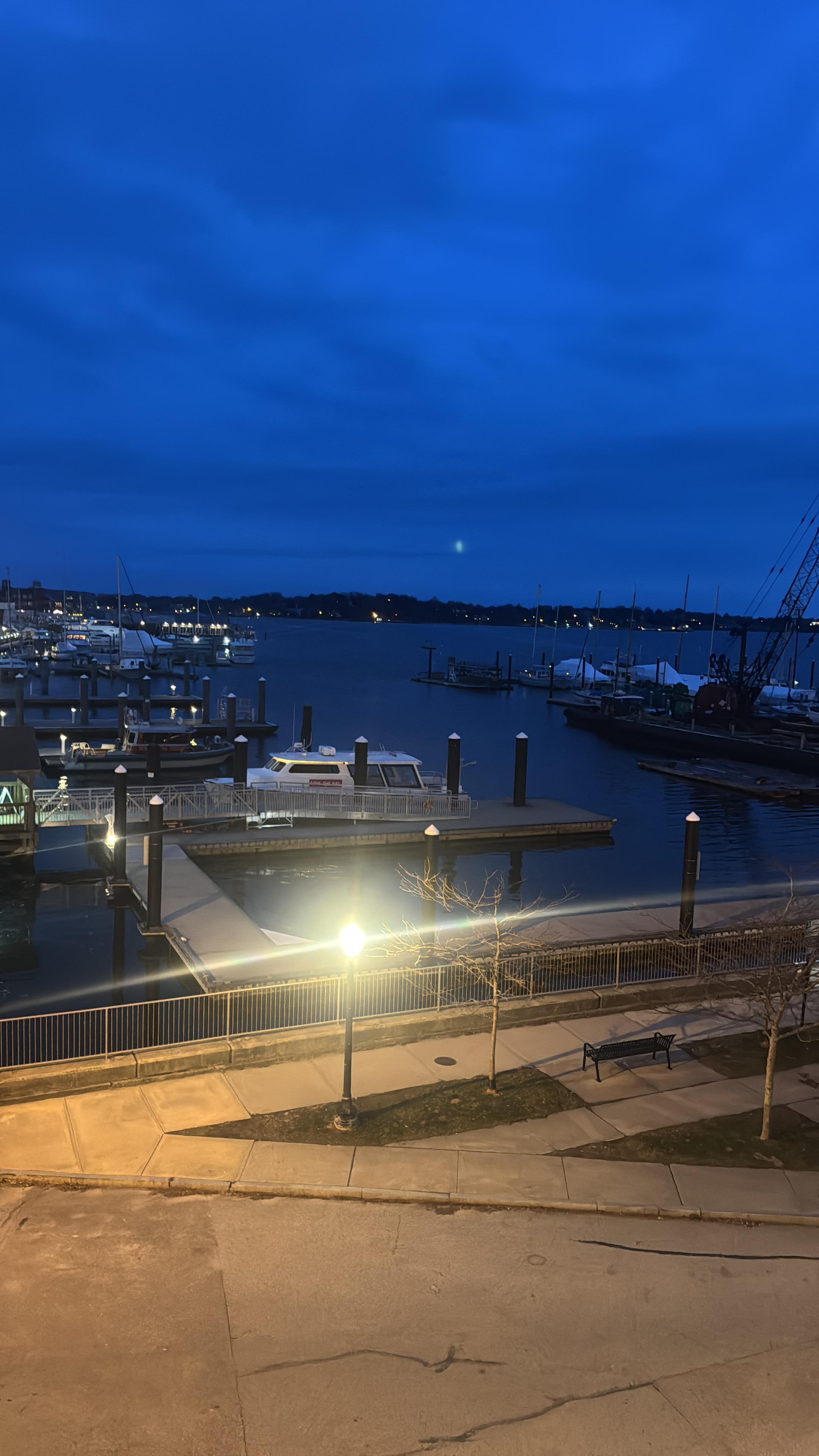 Room overlooking the Harbor 