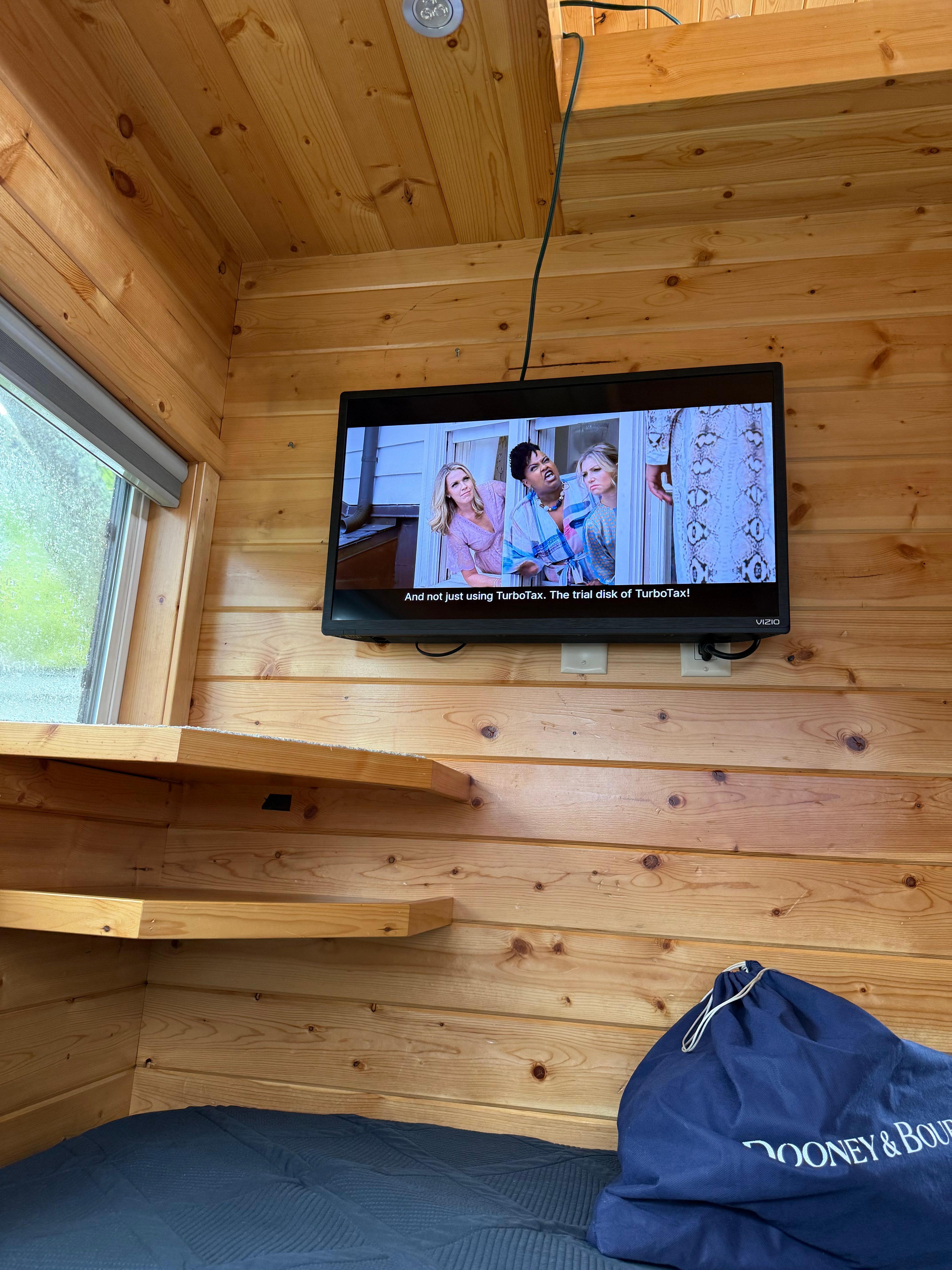 Bedroom cozy 