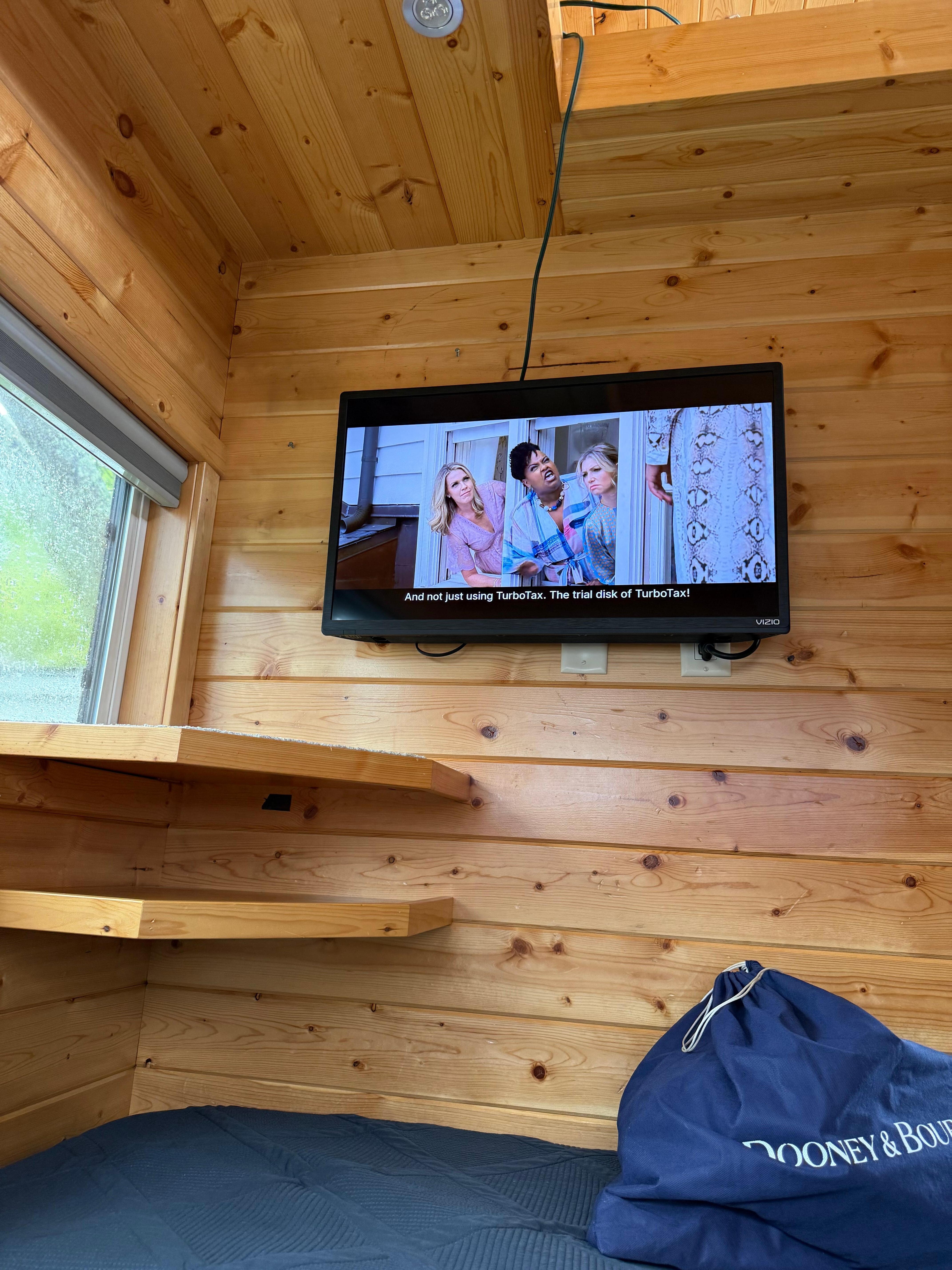 Bedroom cozy 