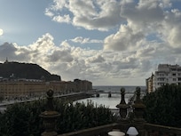 ルーフトップバーから旧市街方向。