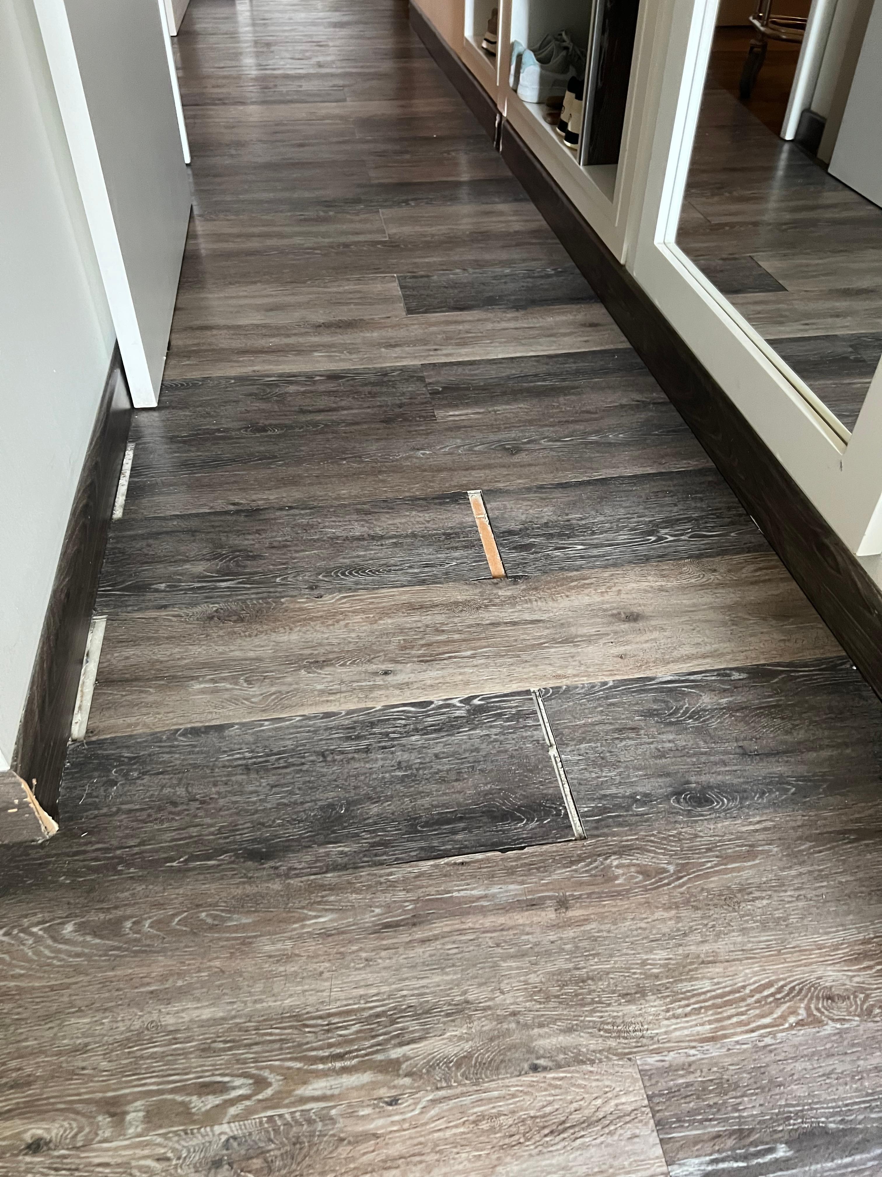 Chambre parquet super dangereux pour les pieds surtout avec un bébé 