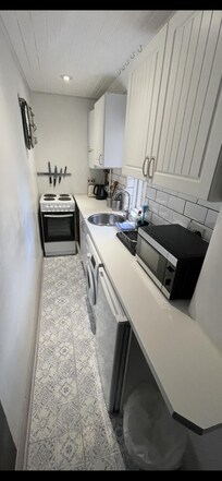 Railroad kitchen overlooking the garden
