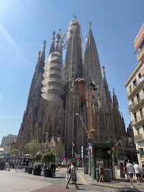 Sagrada Família only 7 minute walk away