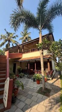 Fabulous accommodation with front and back balconies