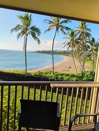 every morning with coffee and apple bananas