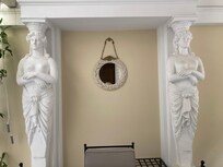 Statues in the breakfast area