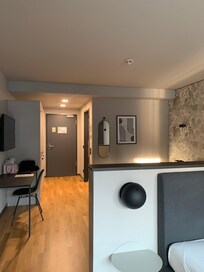 Studio Style with good set up function.