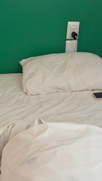 Toma corriente a media cabecera