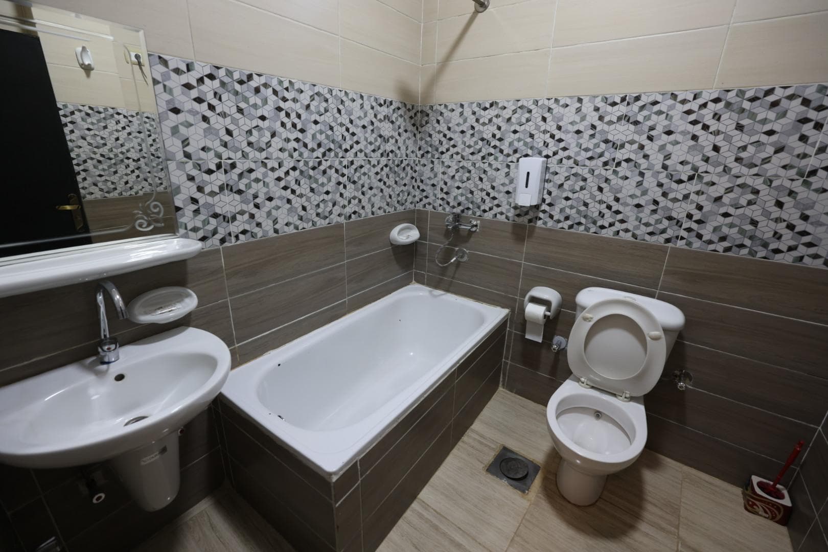 バスタブのあるバスルーム