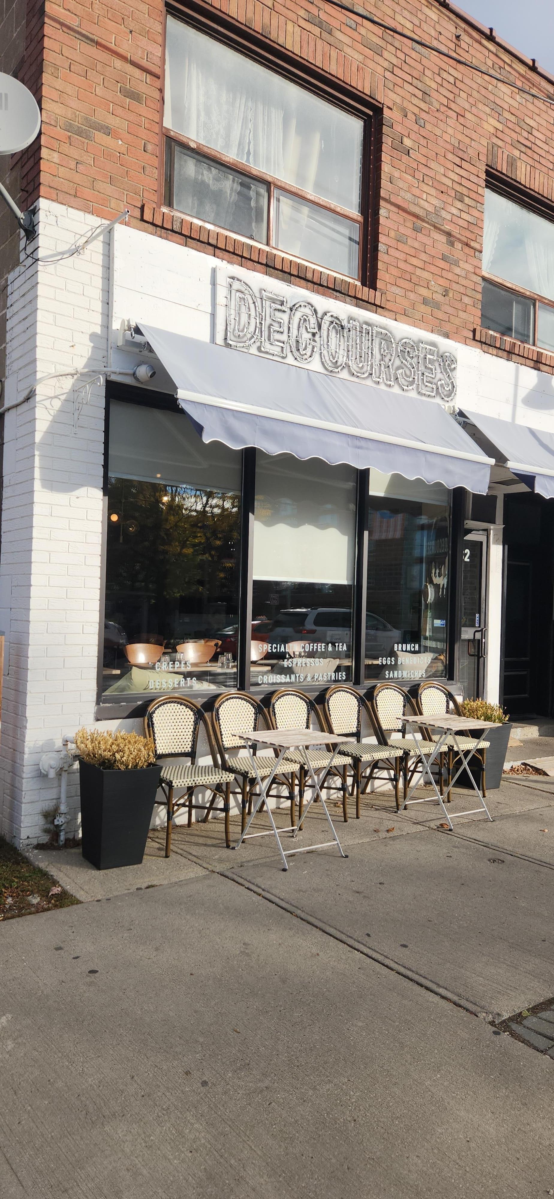 Great breakfast nook.