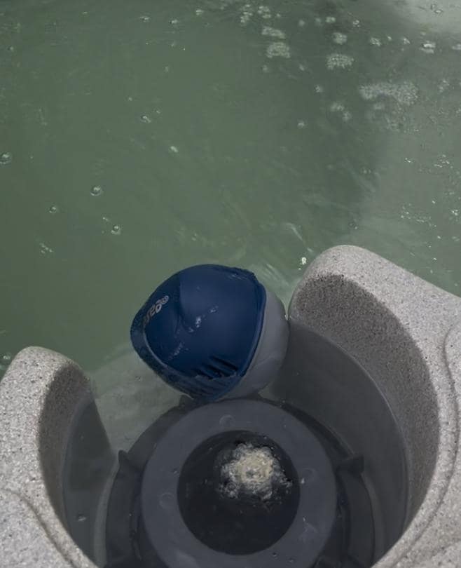 hot tub scum & dirty water