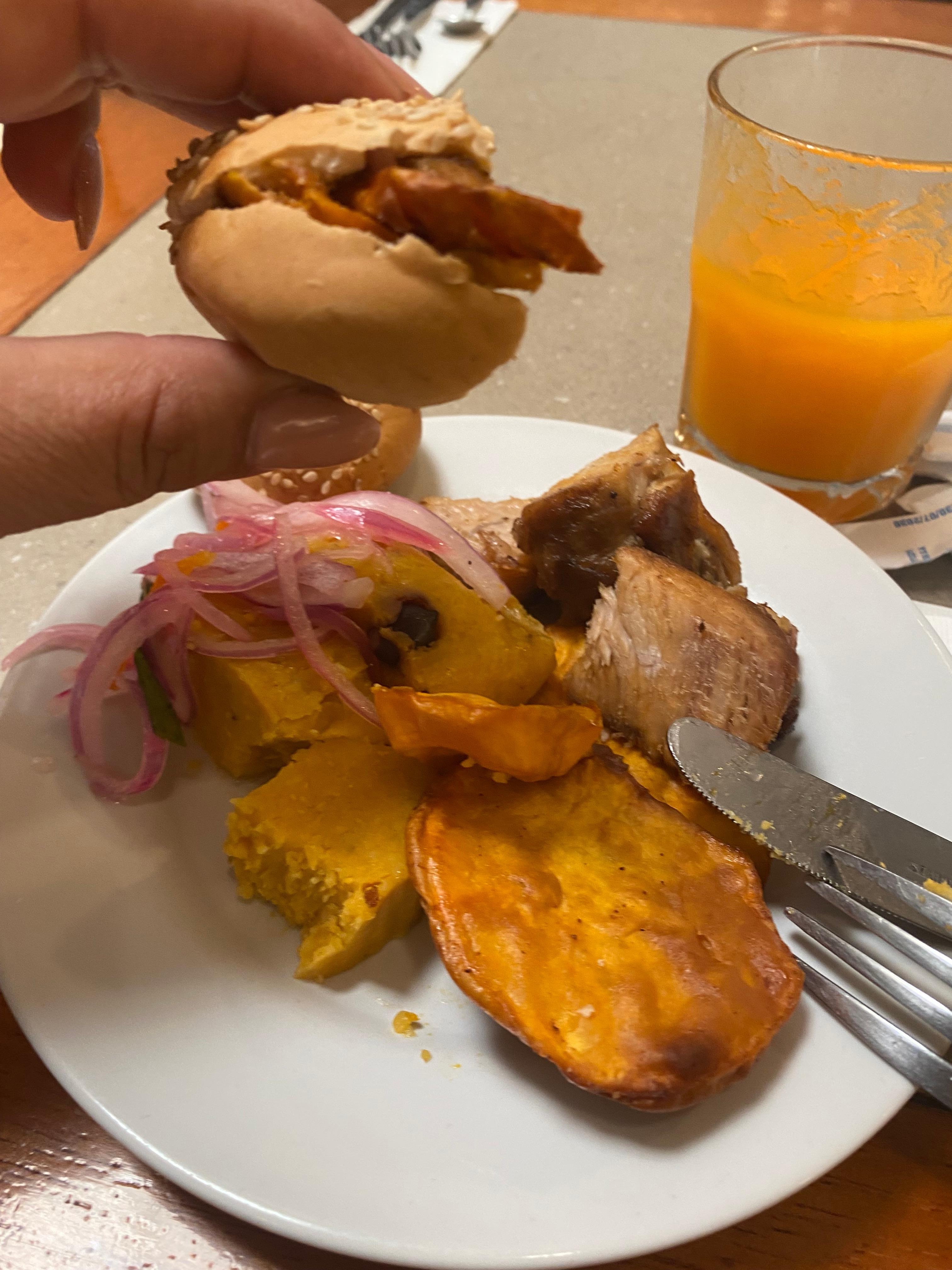 Delicioso desayuno!!❤️