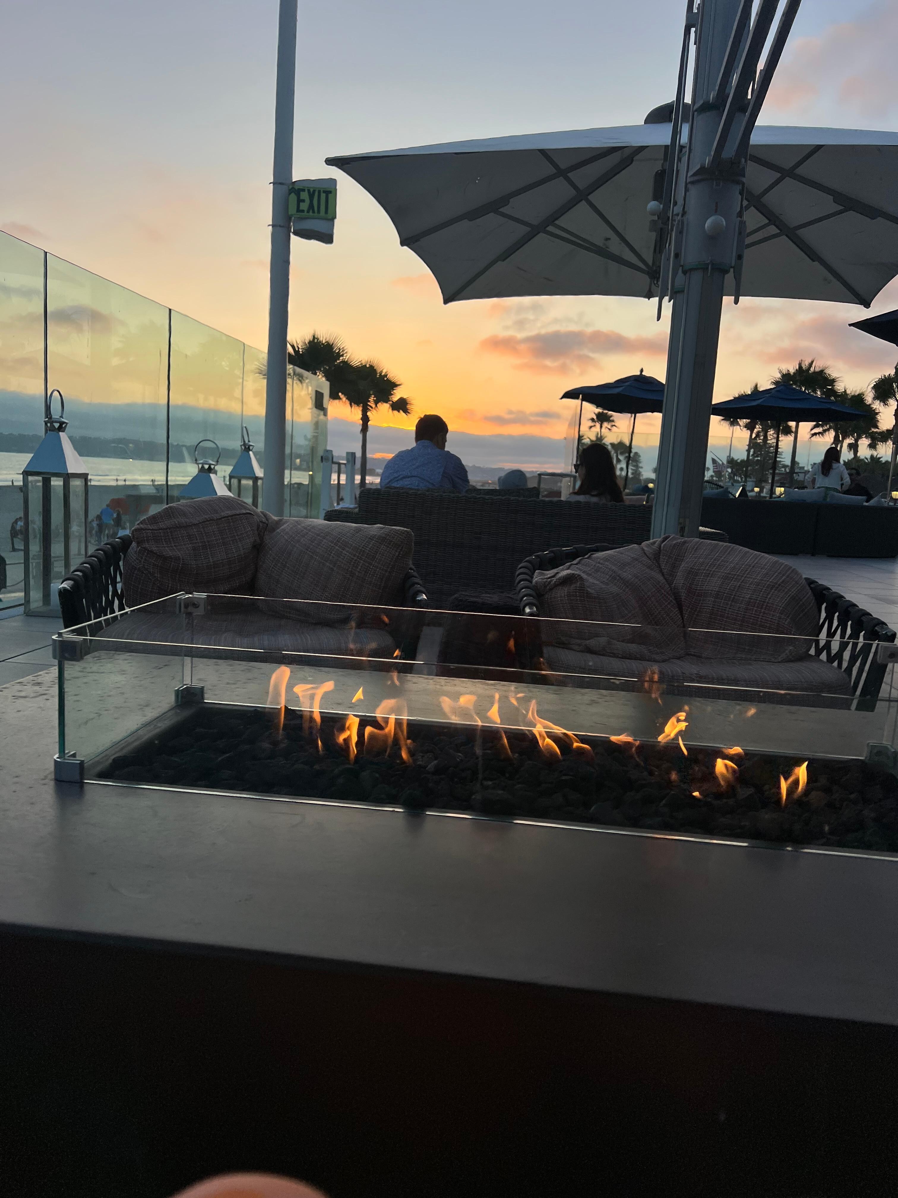 Dinner n Drinks with a spectacular view.  