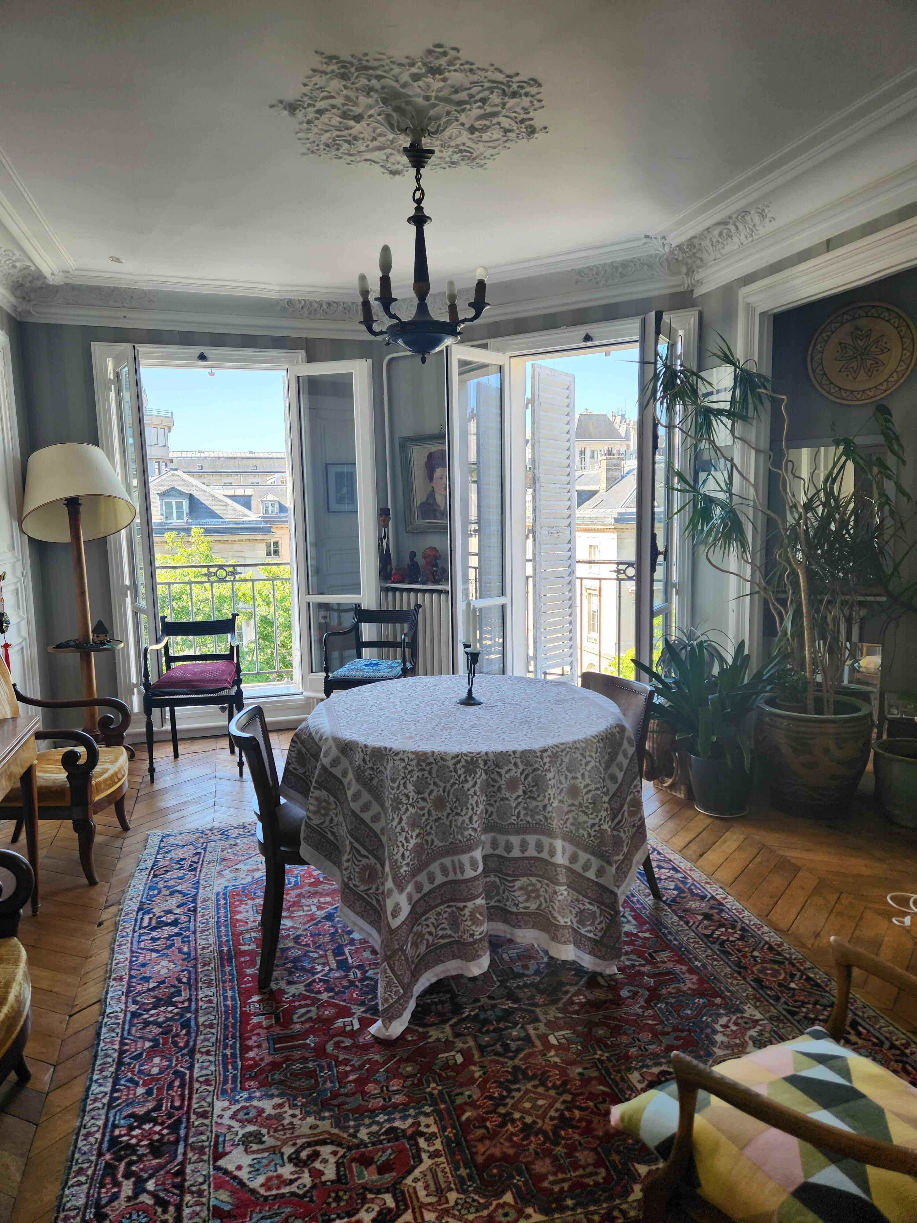 Dining room with view 