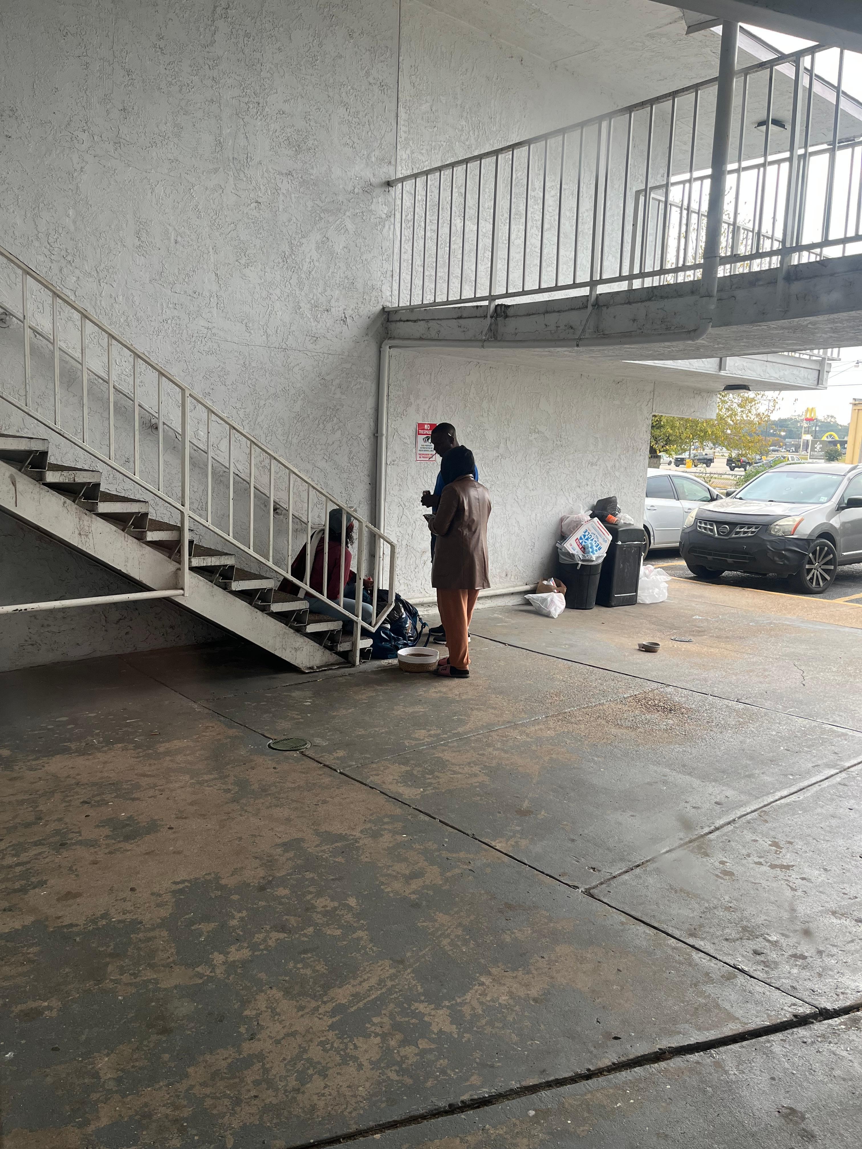 Nice loud verbal fight at 639am