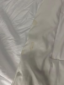 Dirty comforter with no duvet cover