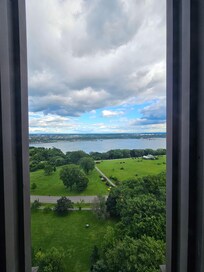 Petite fenêtre sur le côté