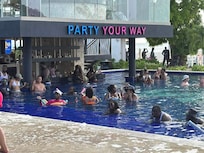 Swim up bar