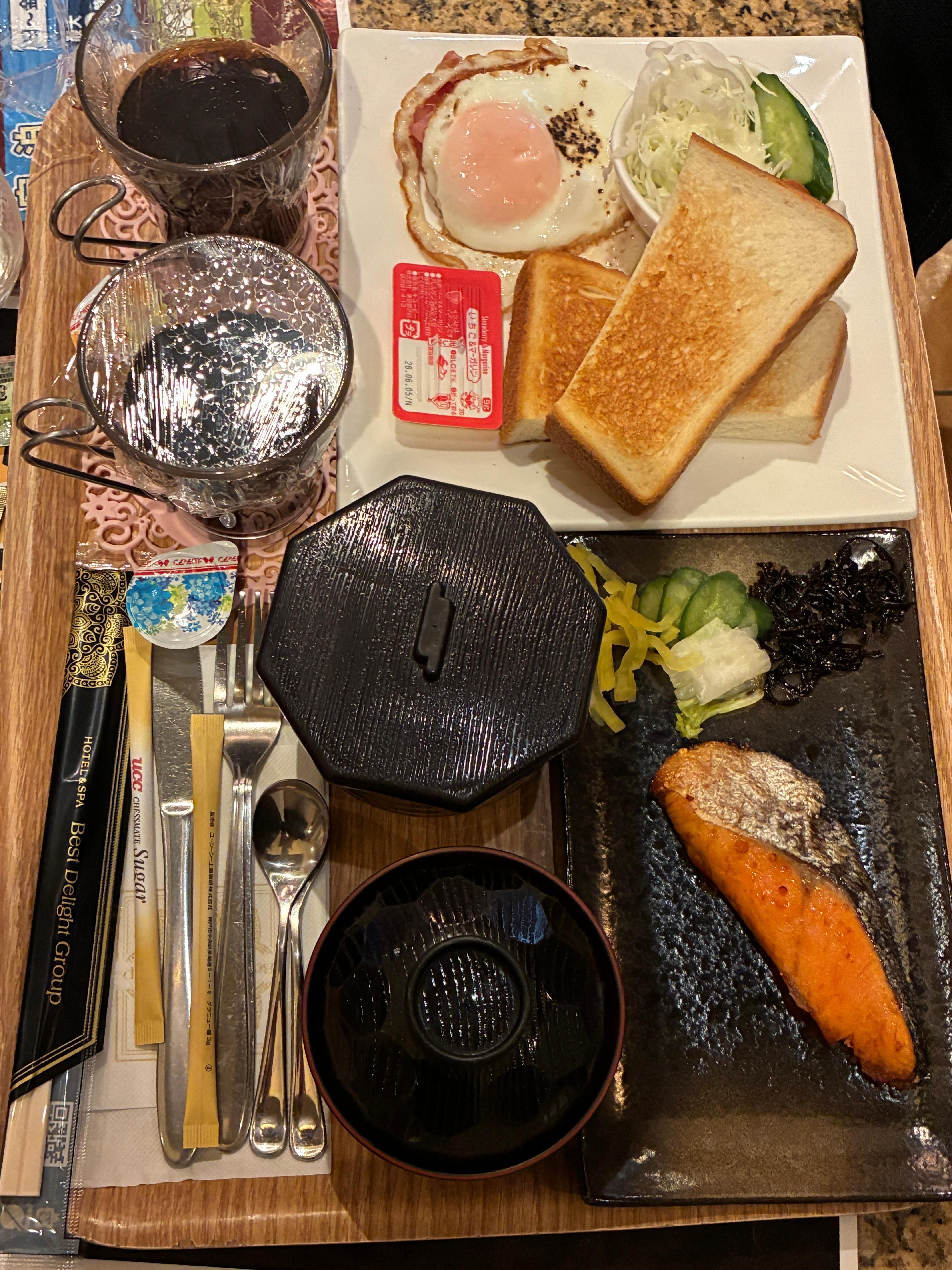 朝ご飯2人分
