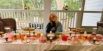 Rainy weather didn’t stop our Beach Brunch…we just moved to this perfect little spot 🧺