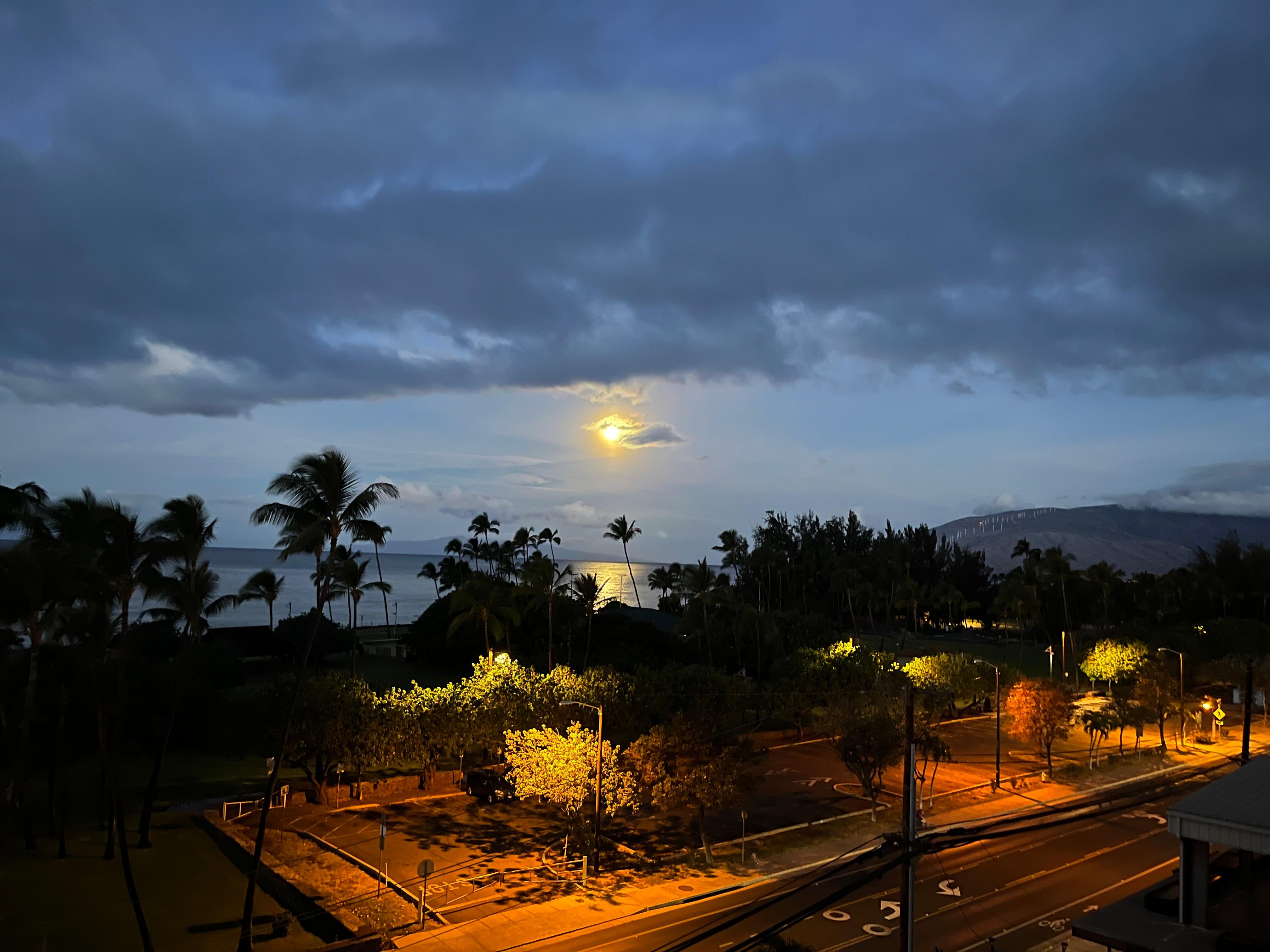 Moonset from the Lanai