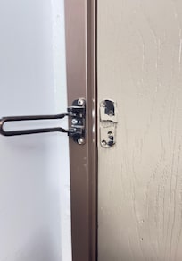 Door lock