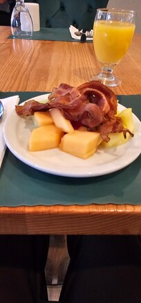 Breakfast was delicious and staff was great!