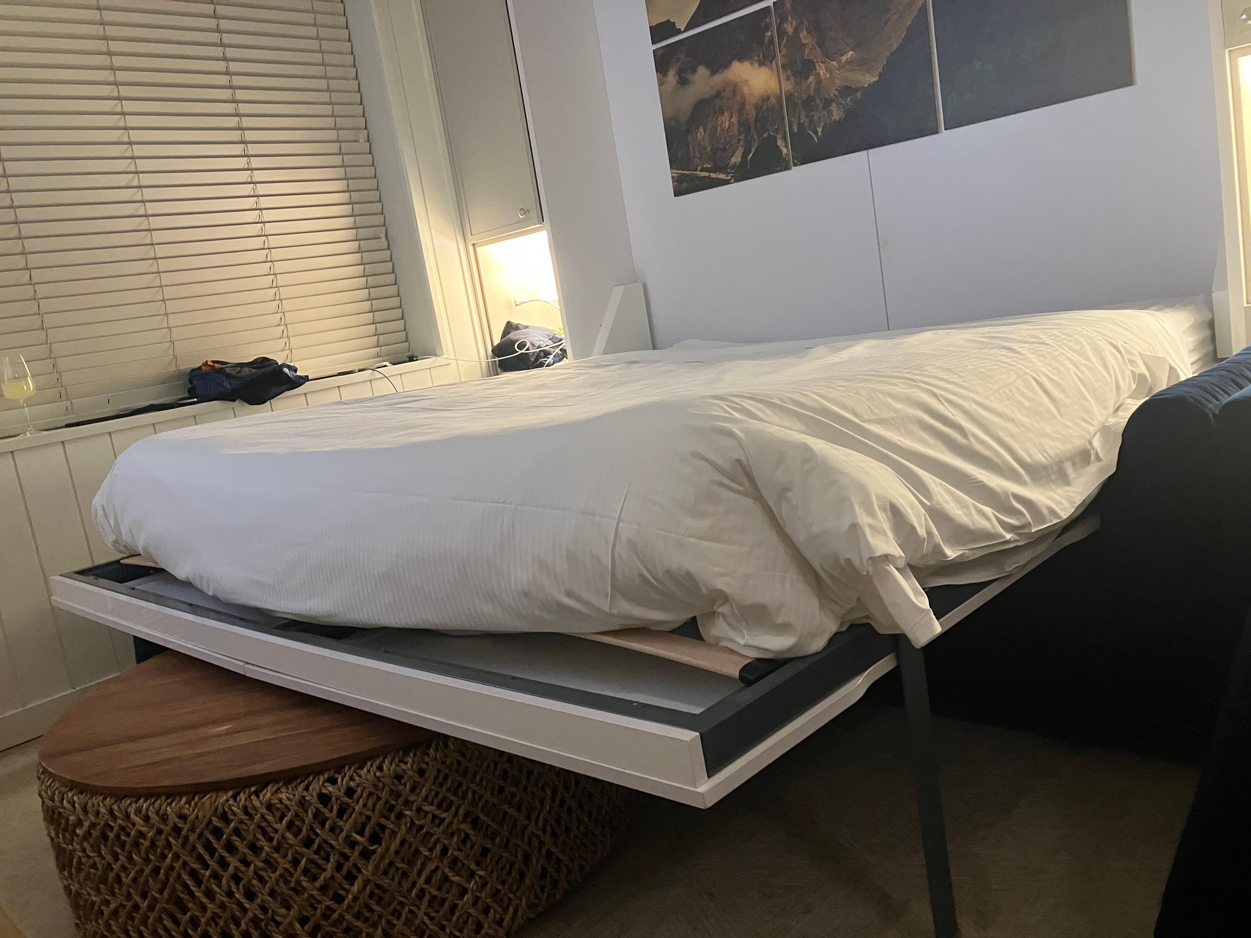 Angle of the bed had feet raised higher than head