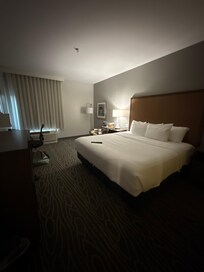 King size standard room. Pardon the overnight bag. That’s mine.
