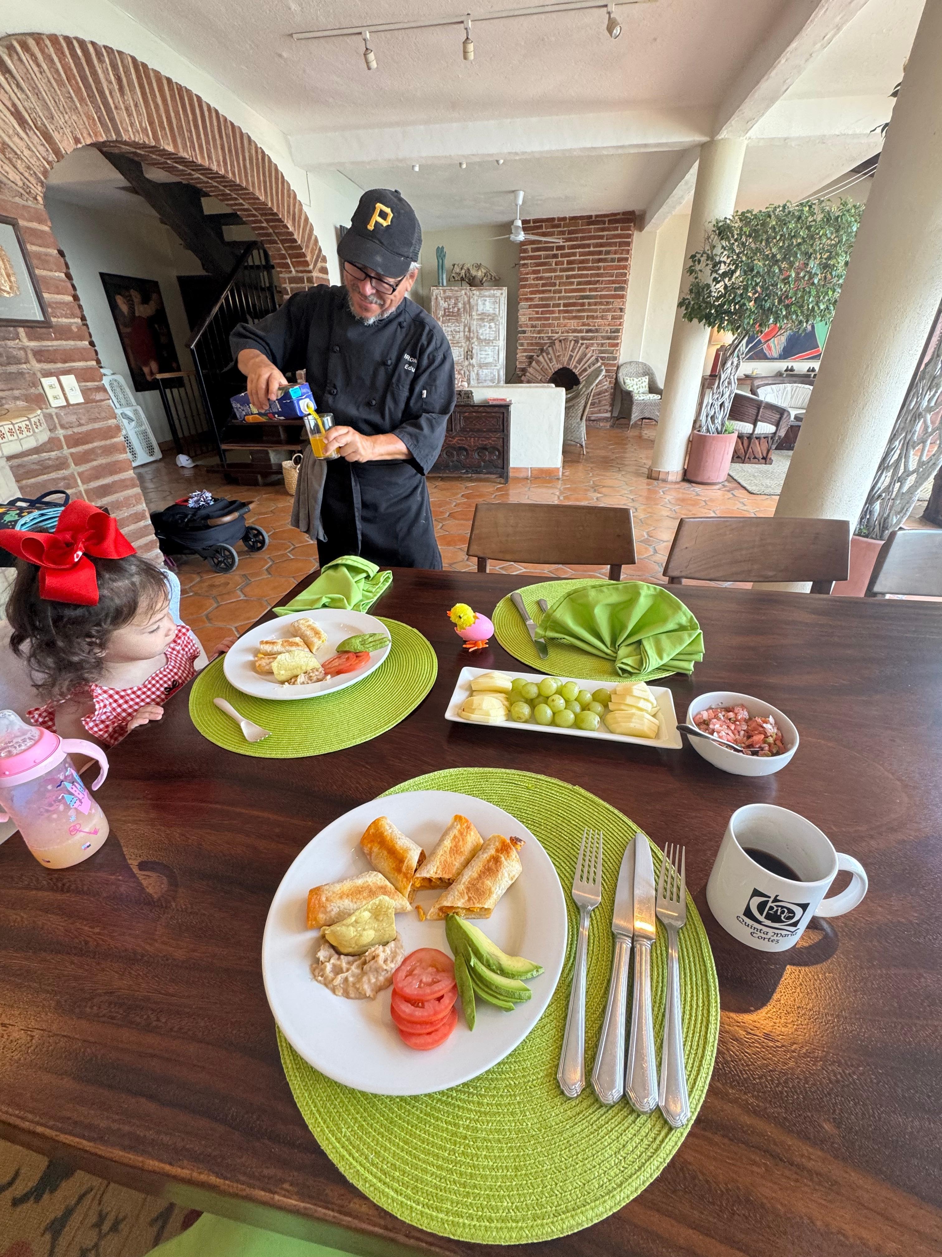 Kitchen and dining room fully equipped! They have thought of everything!!