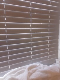 Had to use the provided towel to try and keep the water away from the bed.