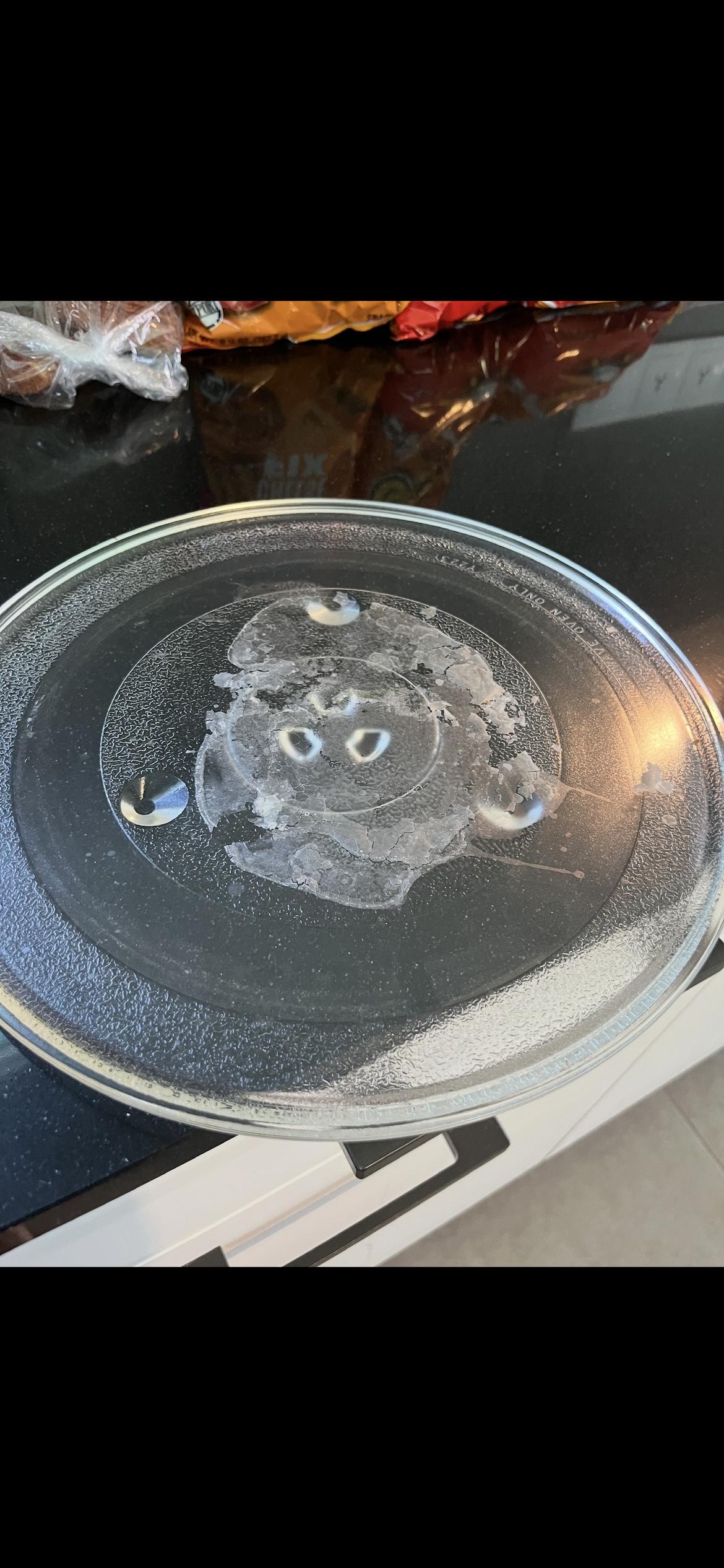 Møkkete. Måtte vaske selv. Måtte bare kjøpe såpe først. 