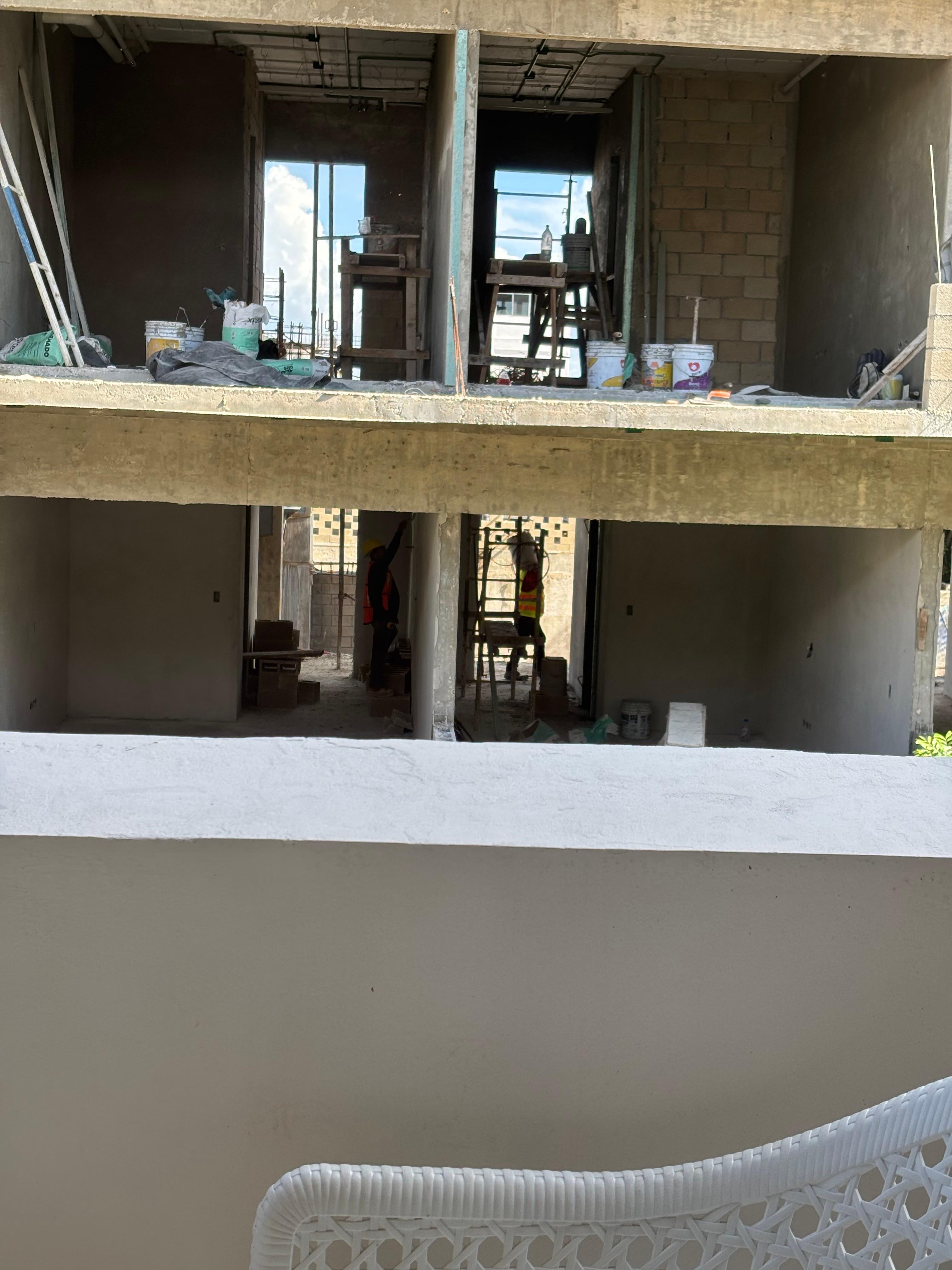 Taken from upstairs yard. Did not use the yard the whole time because it was noisy construction were facing us and concrete dust was everywhere and in the hot tub. paid extra money for this yard was really looking forward to enjoying it. Disappointed