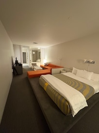 Suite room