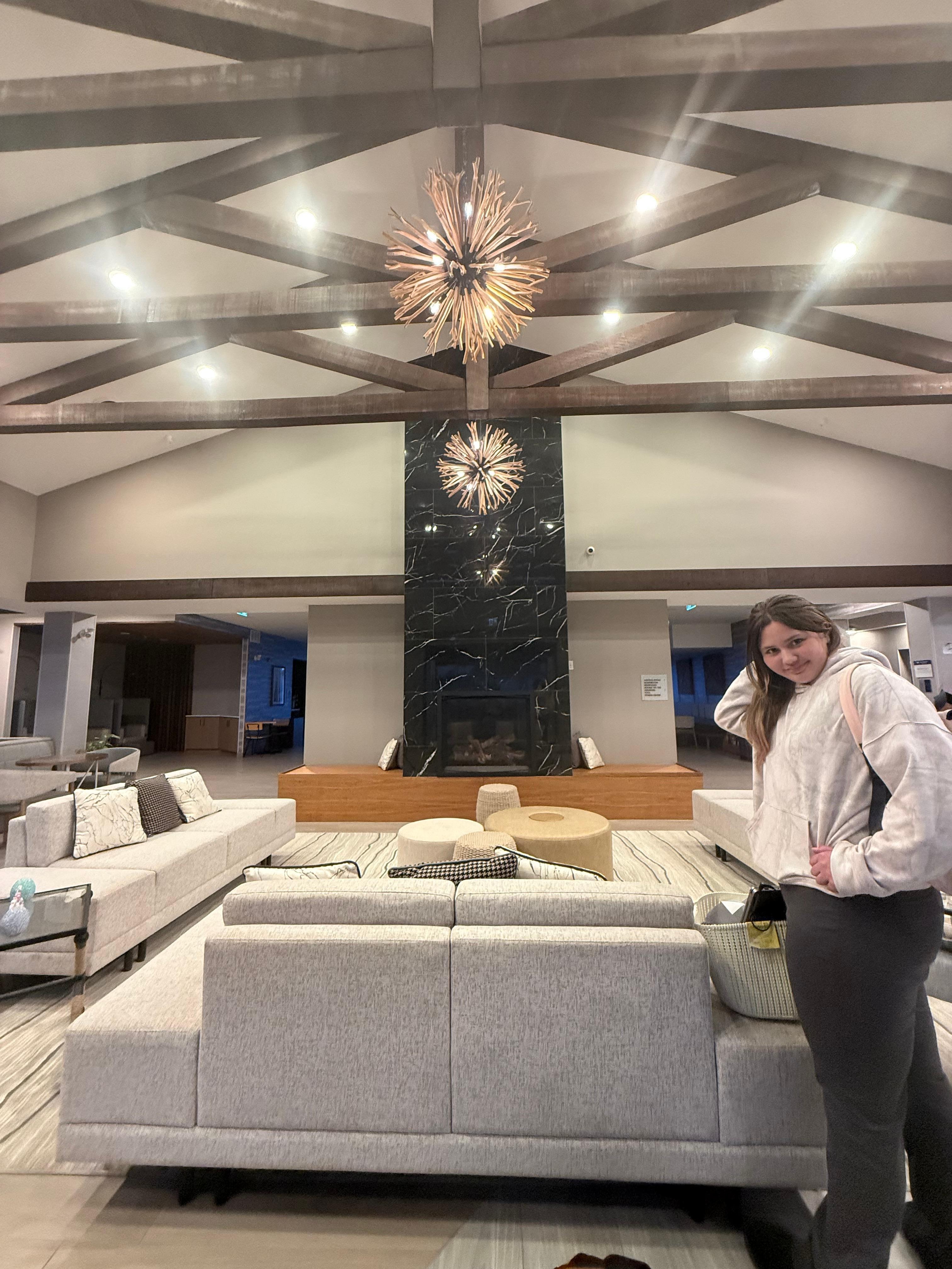 Stunning entrance, warm and inviting