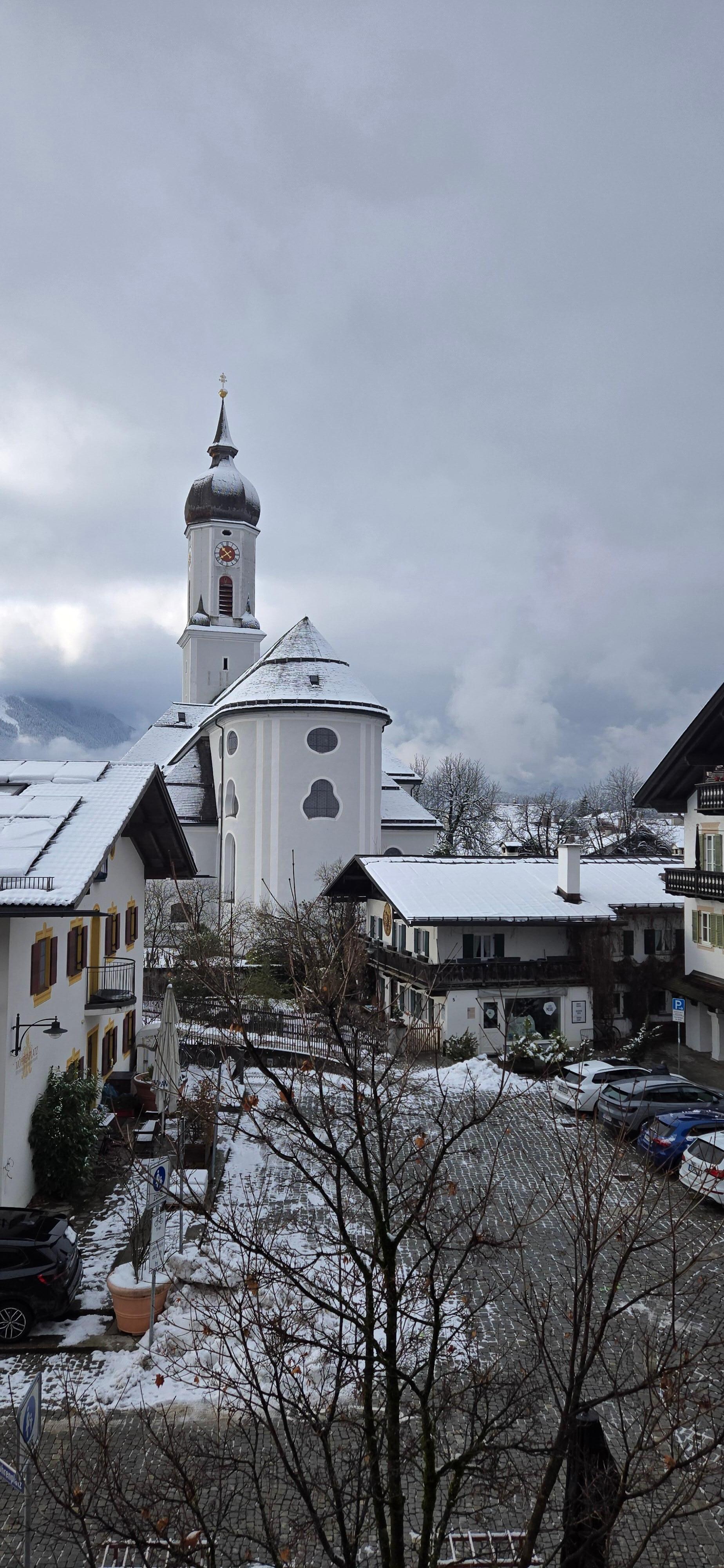 Great location, lots of snow, and wonderful views!