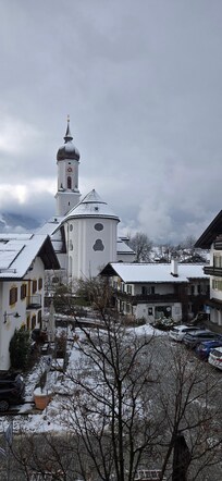 Great location, lots of snow, and wonderful views!