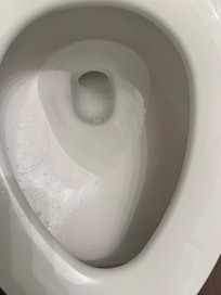 Unclean and used camode