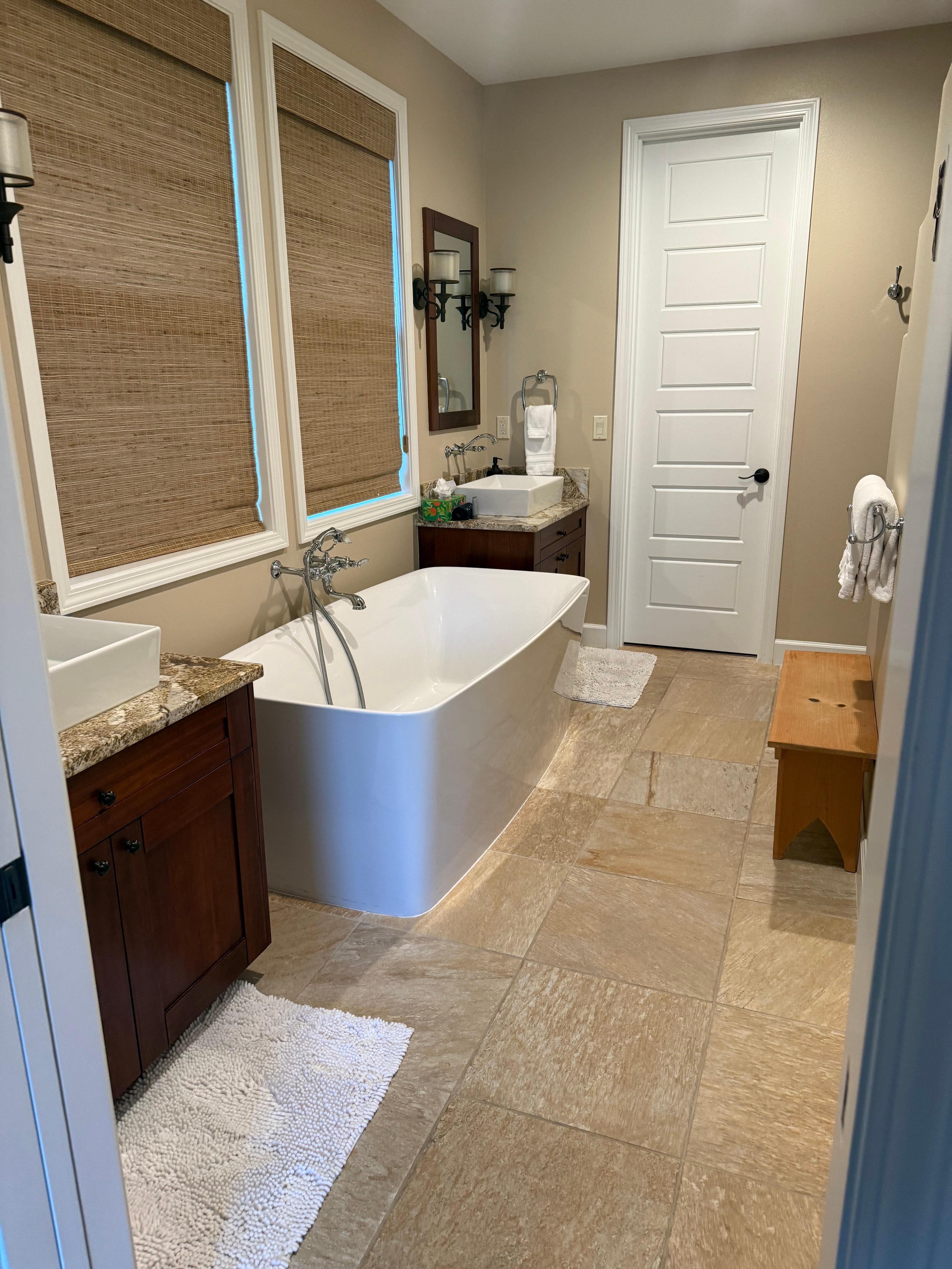 Master bathroom 
