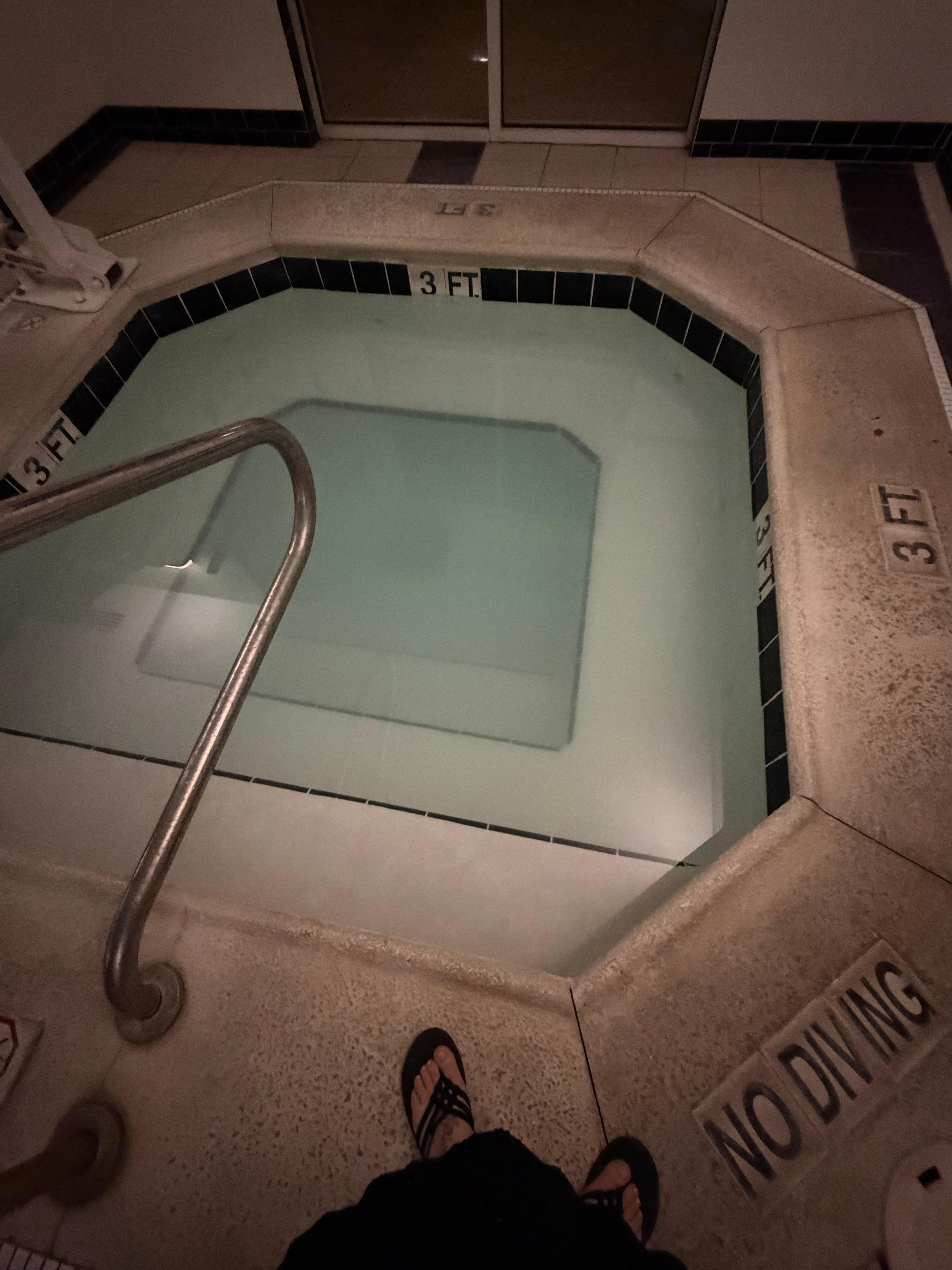 Hot tub looked dirty and was cold