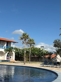 Parte da área piscina.