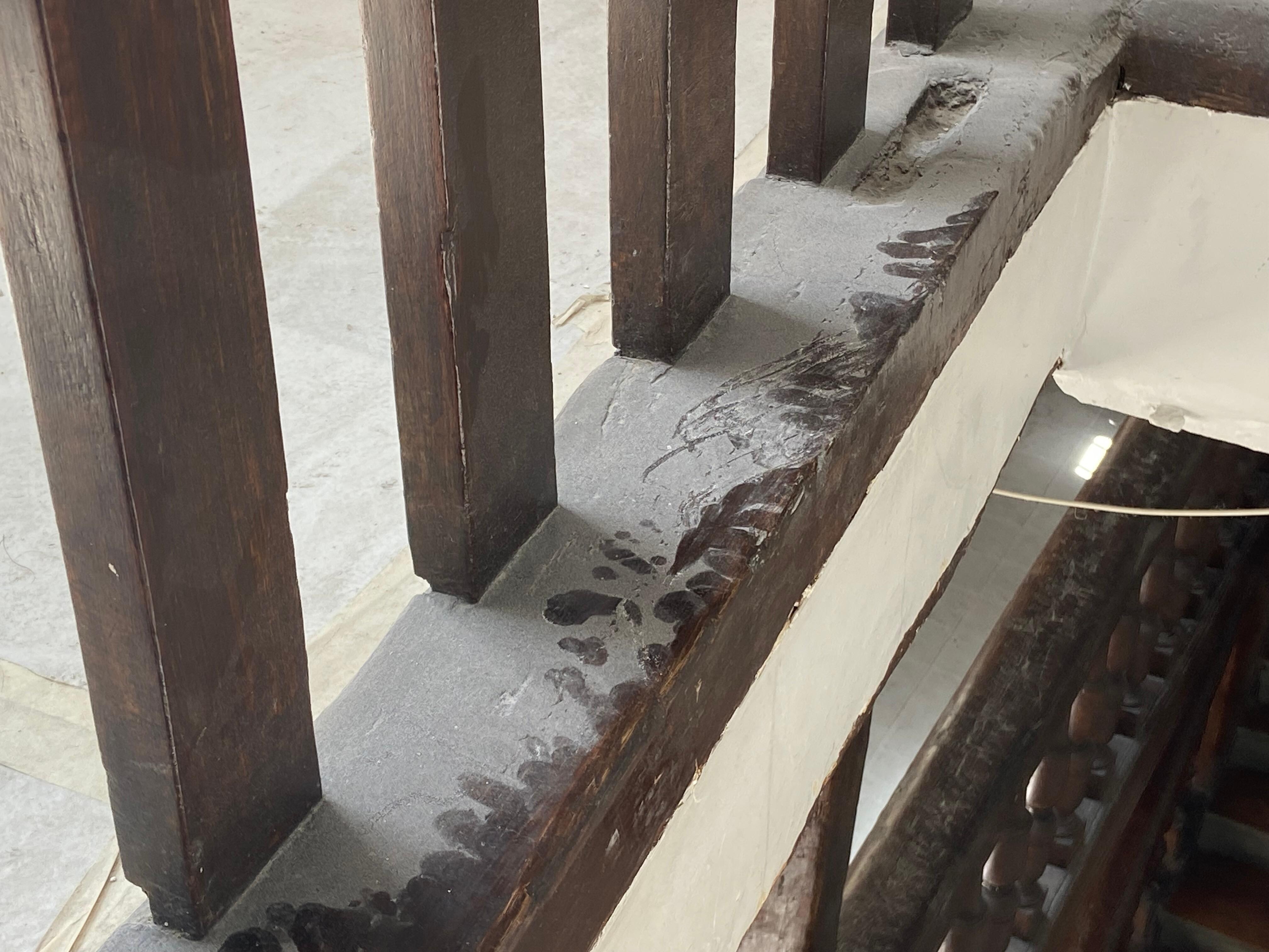 Balcony full of dust from construction 