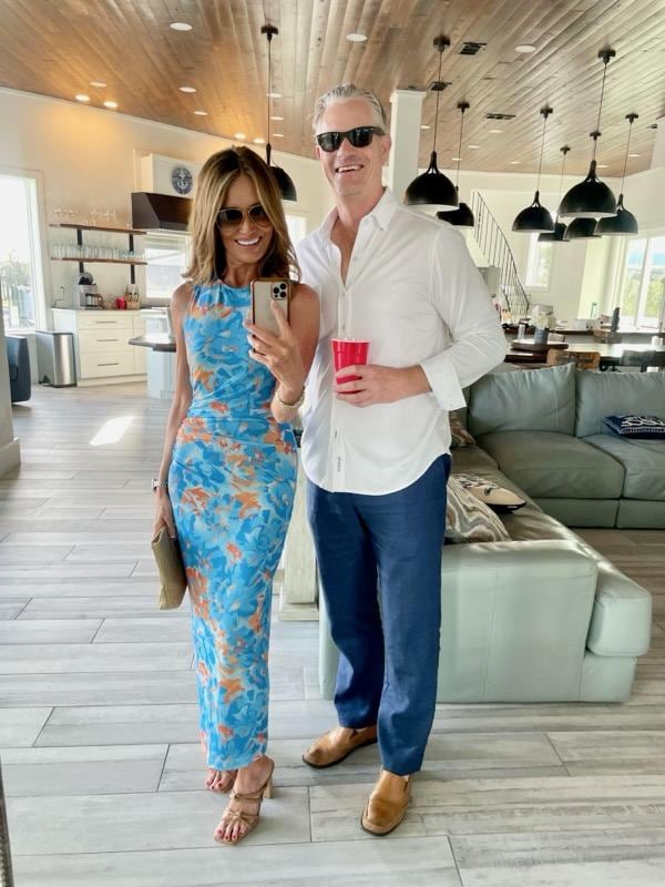 2nd floor Kitchen- Great mirrors