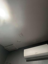 Ceiling of room that smelt like urine