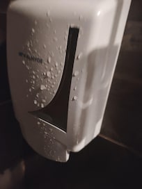 Distributeur savon vide