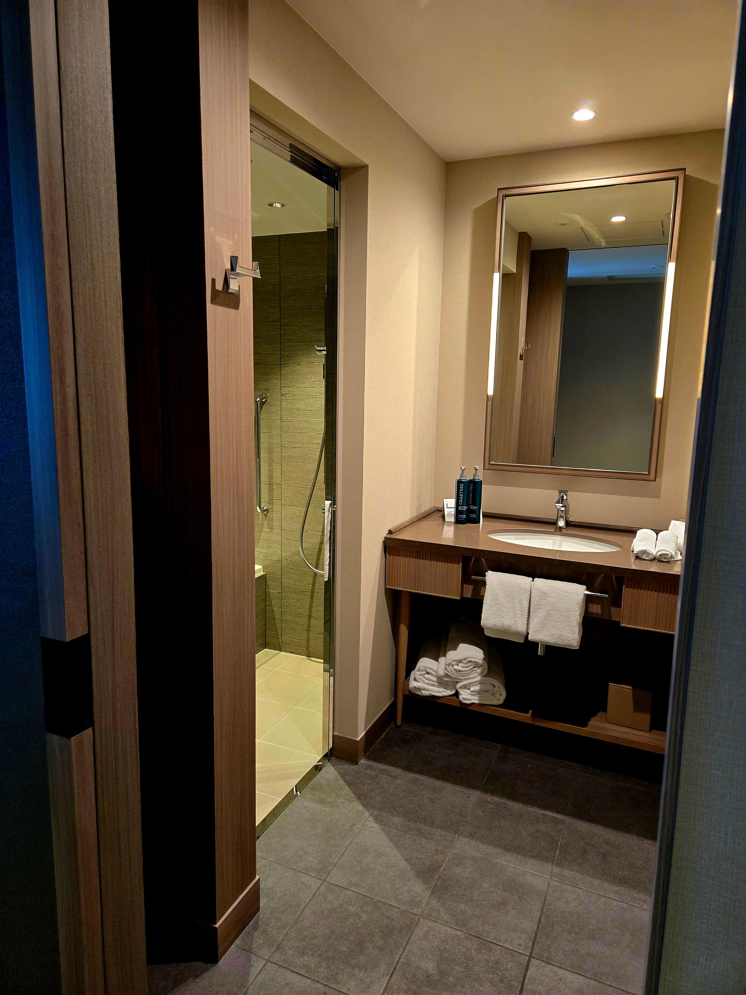 Executive twin bathroom