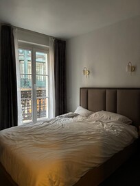 Habitación para dos personas con balcón